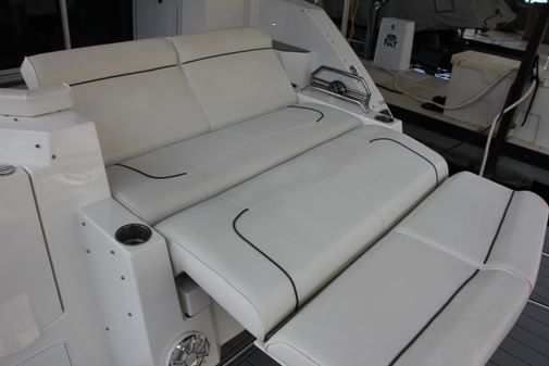 Cruisers Yachts 41 Cantius image