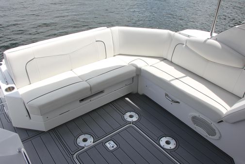 Cruisers Yachts 41 Cantius image