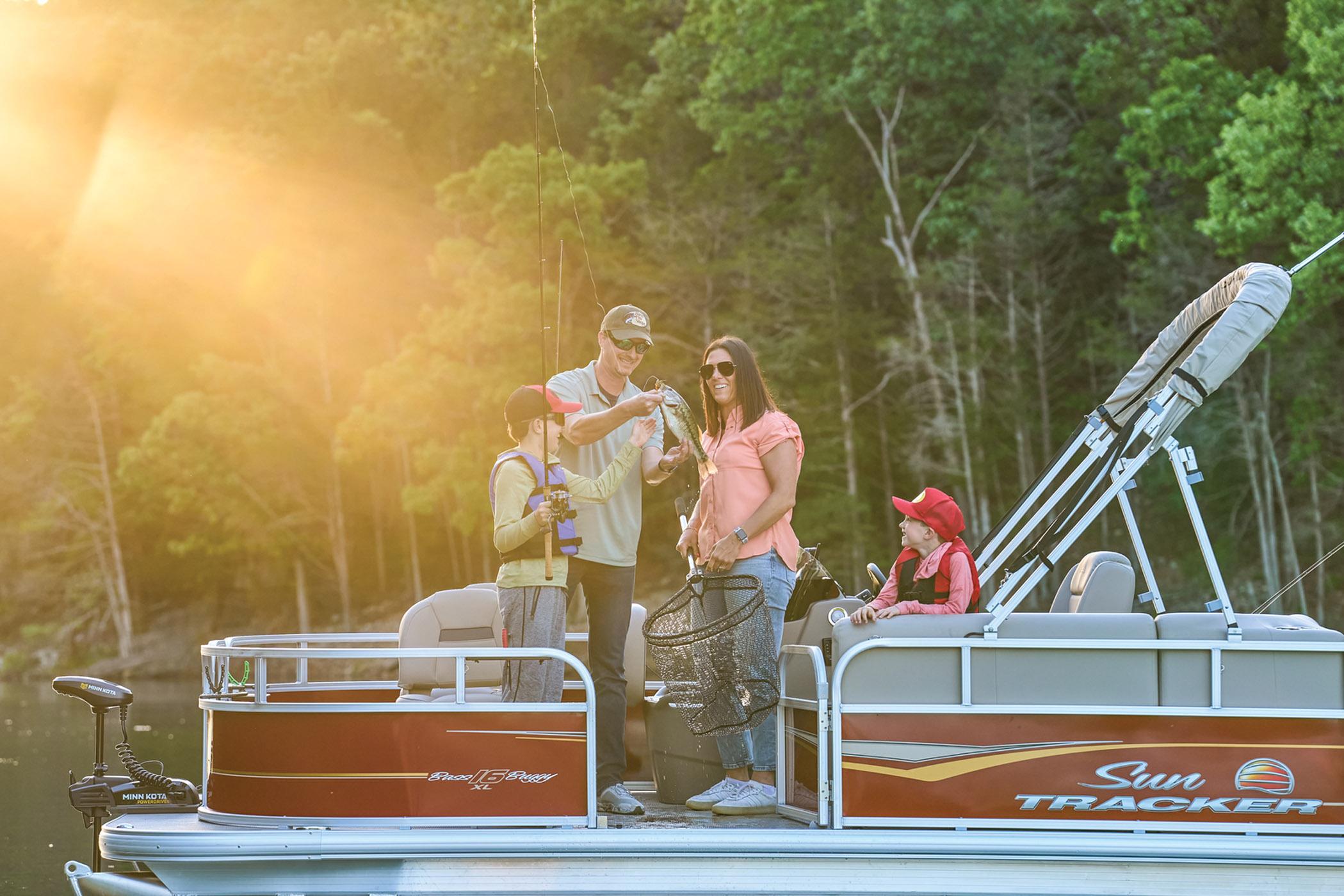 2025 Sun Tracker Bass Buggy 16 XL Select Dover, New Hampshire