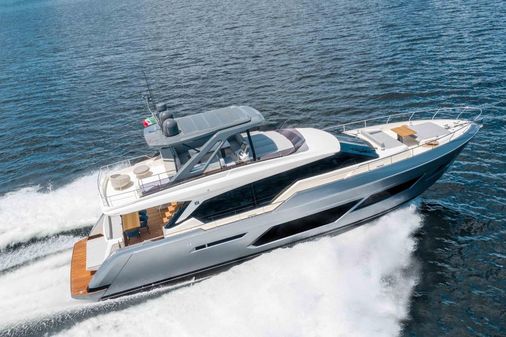 Ferretti Yachts 720 image