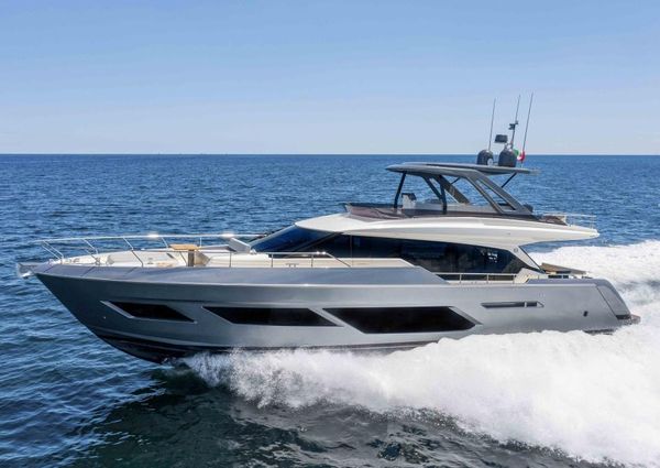 Ferretti-yachts 720 image
