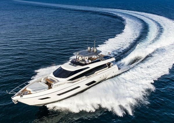 Ferretti-yachts 780 image