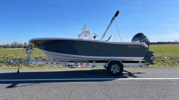 Tidewater 198 CC Adventure