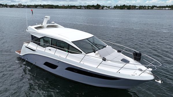 Sea Ray 460 Sundancer image