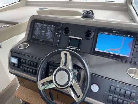 Sea Ray 460 Sundancer image