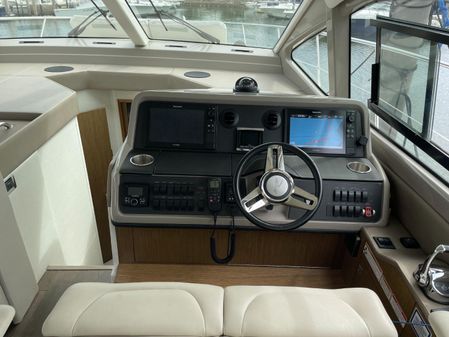 Sea Ray 460 Sundancer image