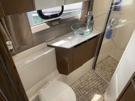 Sea Ray 460 Sundancer image