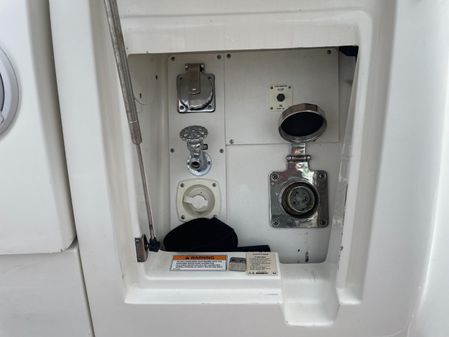 Sea Ray 460 Sundancer image