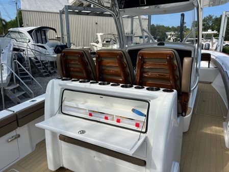 Valhalla Boatworks V-33 image