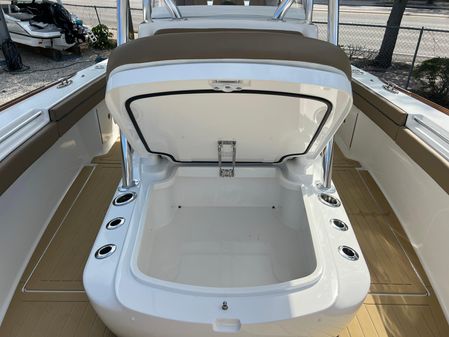 Valhalla Boatworks V-33 image