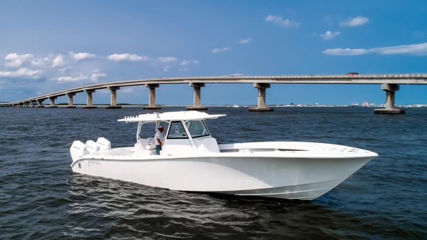 Yellowfin 39 Offshore