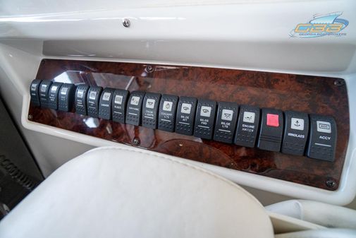 Regal 4460 Commodore image