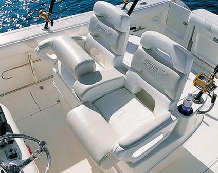 Boston-whaler 320-OUTRAGE image