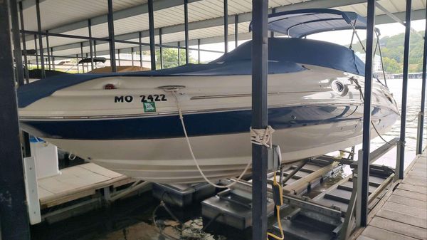 Sea Ray 270 Sundeck 