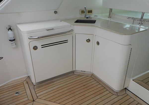 Sea Ray 43 Sundancer image