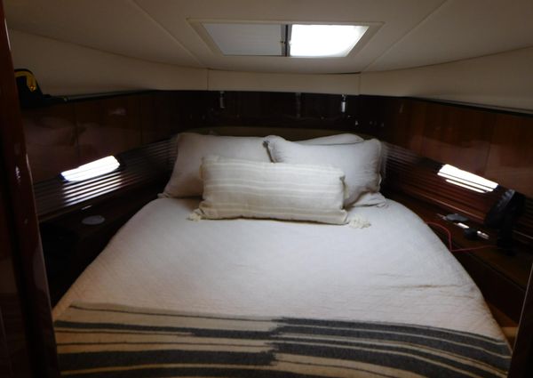 Sea Ray 43 Sundancer image