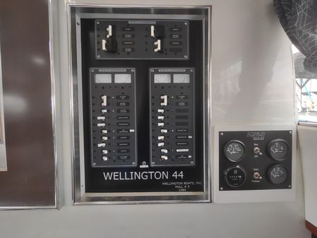 Wellington 44 image