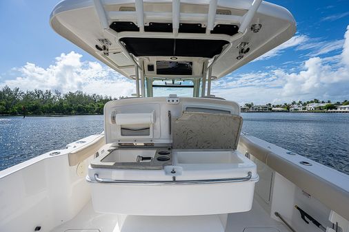 Boston Whaler 330 Outrage image