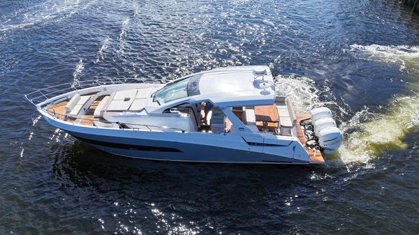 Azimut Verve 40