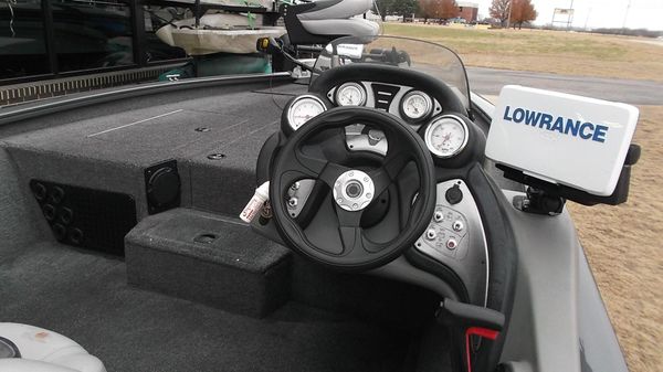 Tracker Pro Team 195 TXW