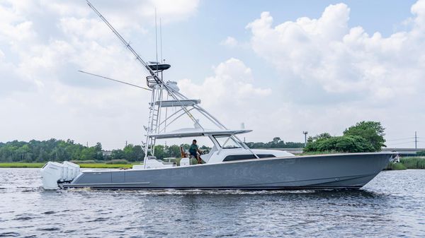 Valhalla Boatworks V-55 Center Console 