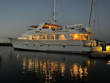 Christensen Motor Yacht image