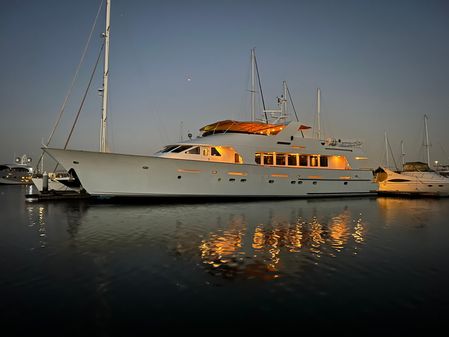 Christensen Motor Yacht image