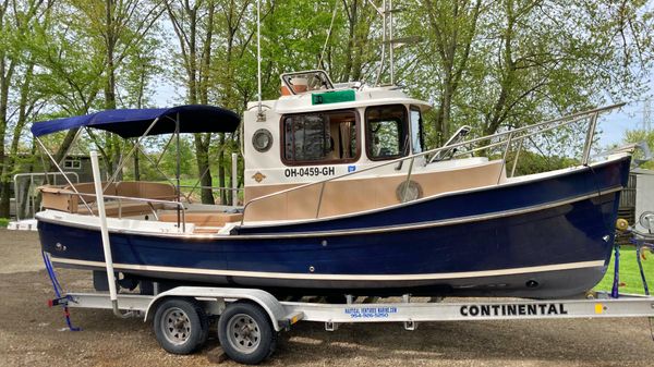 Ranger Tugs R-21EC 