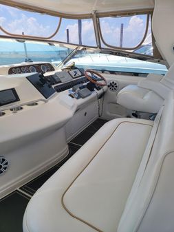 Sea Ray 450 Sundancer image