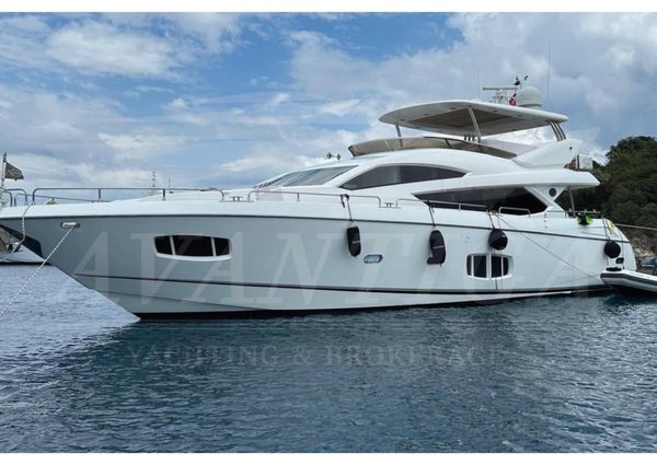 Sunseeker 80 Yacht image