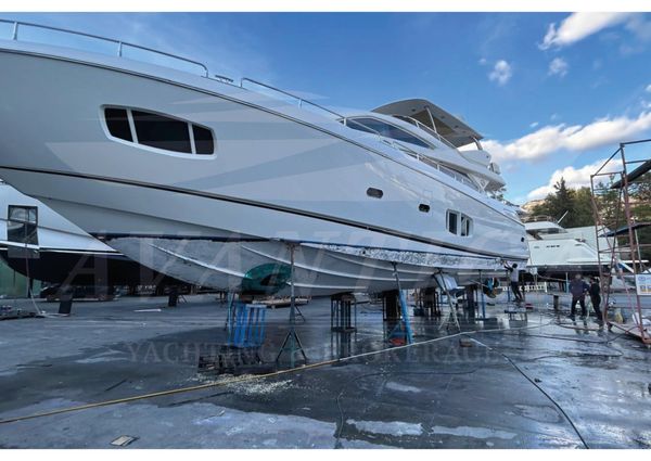 Sunseeker 80 Yacht image