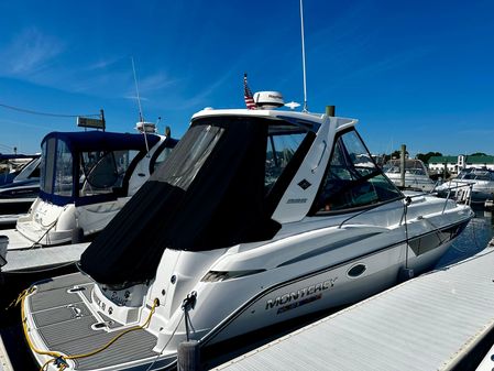 Monterey 335 Sport Yacht image