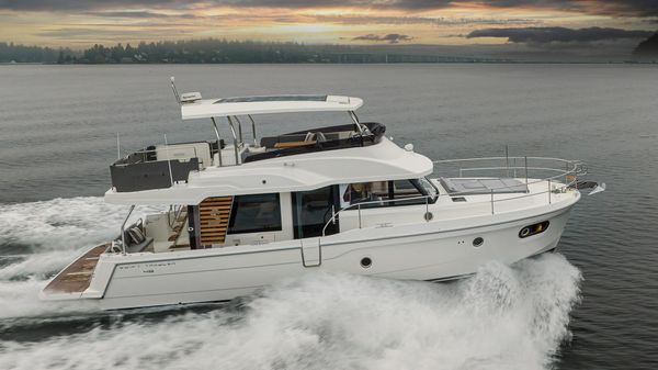 Beneteau Swift Trawler 48 