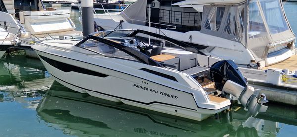 Parker Poland 850 Voyager image