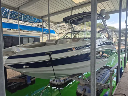 Crownline Eclipse E255 image