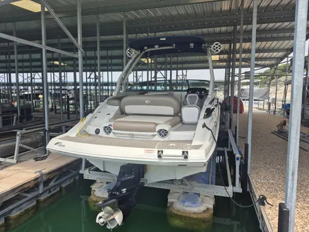 Crownline Eclipse E255 image