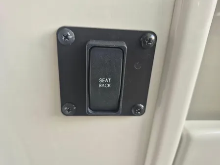 Crownline Eclipse E255 image