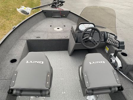 Lund 1650 Angler SS image