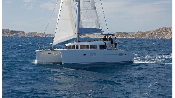 Lagoon 400