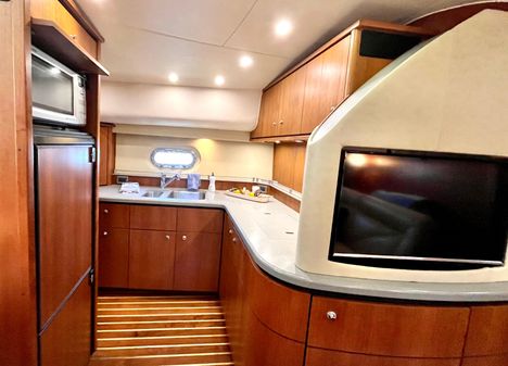 Tiara Yachts 4300 Sovran image