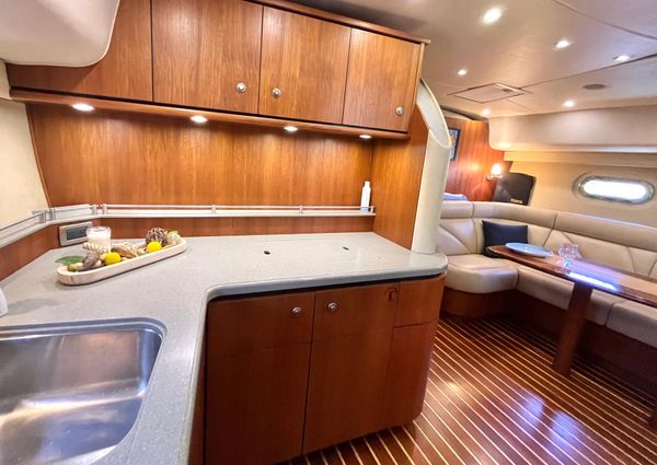 Tiara Yachts 4300 Sovran image