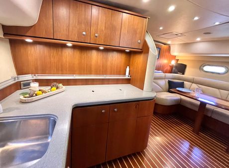 Tiara Yachts 4300 Sovran image