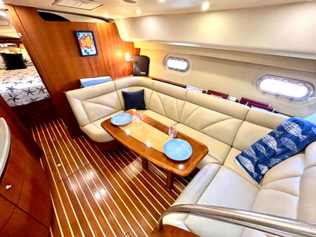 Tiara Yachts 4300 Sovran image