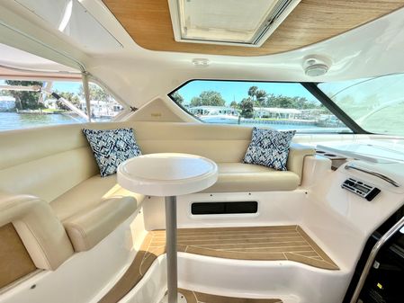 Tiara Yachts 4300 Sovran image