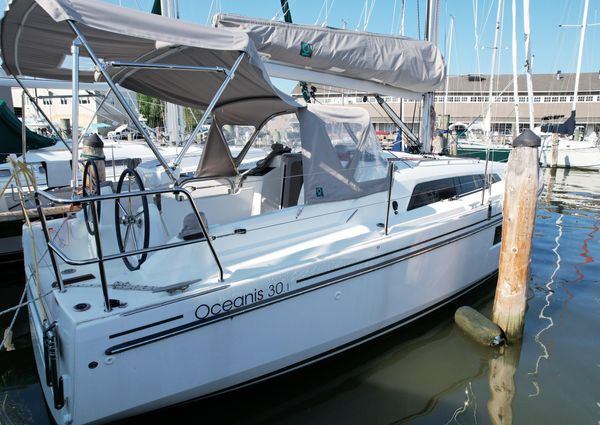 Beneteau 30.1 image