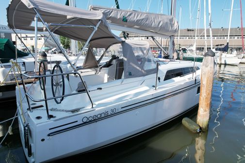 Beneteau 30.1 image