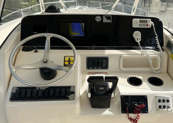 Pursuit 3070-CENTER-CONSOLE image