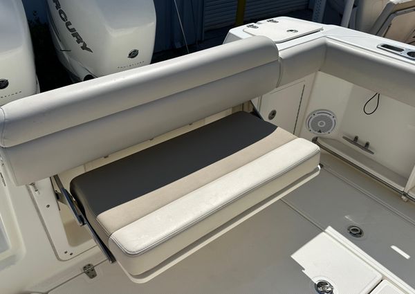 Boston-whaler 280-OUTRAGE image