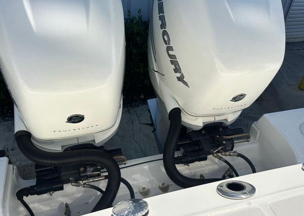 Boston-whaler 280-OUTRAGE image