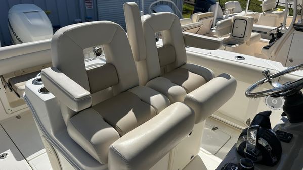 Boston-whaler 280-OUTRAGE image